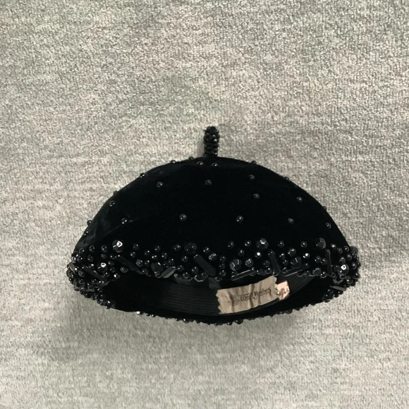 Vintage Woolf Brothers Elegant Black Beaded Velvet Beret/Beanie display picture 3